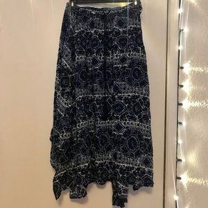 Hollister Long Blue Patterned Skirt Size M